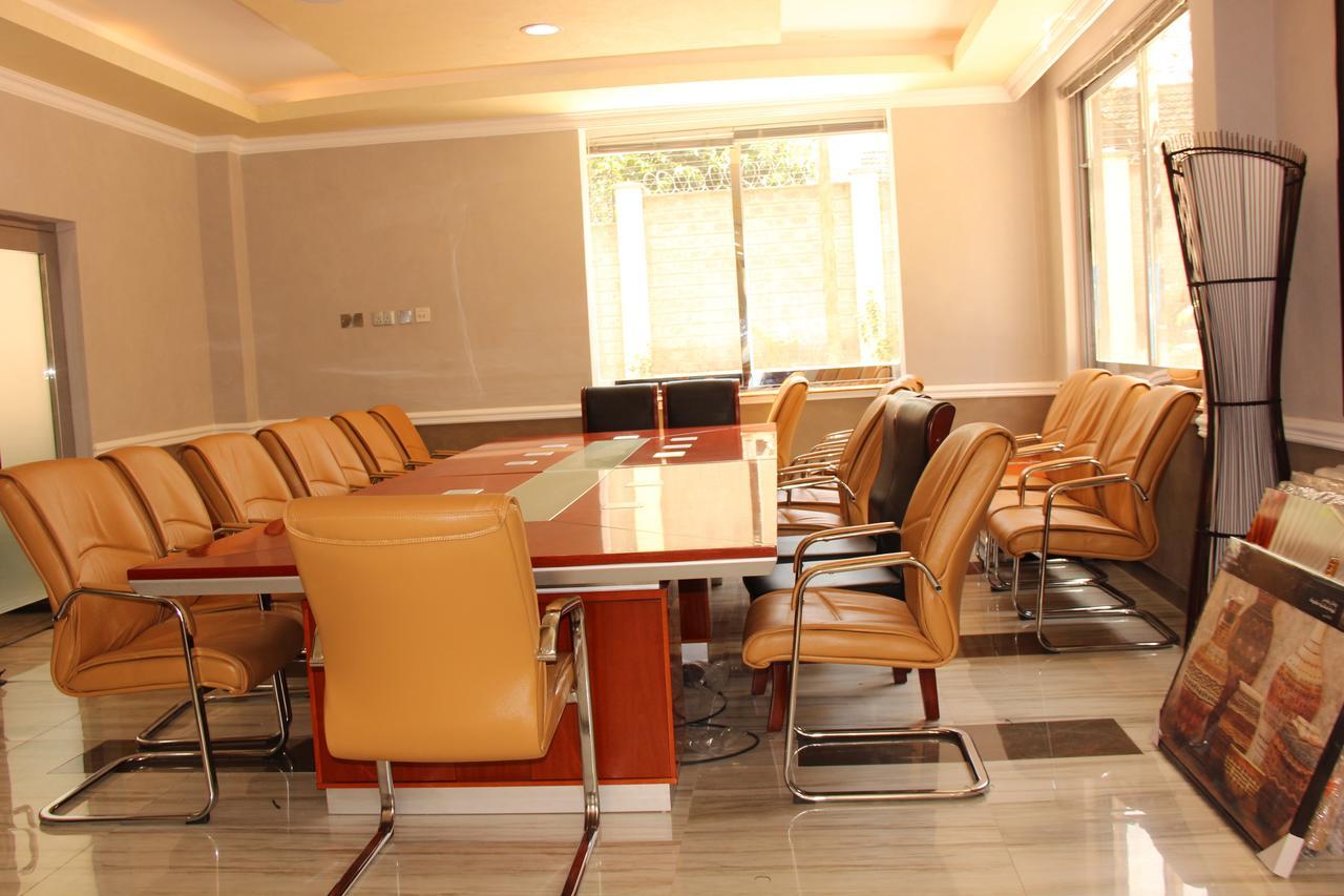 Gramo Suites Nairobi Luaran gambar